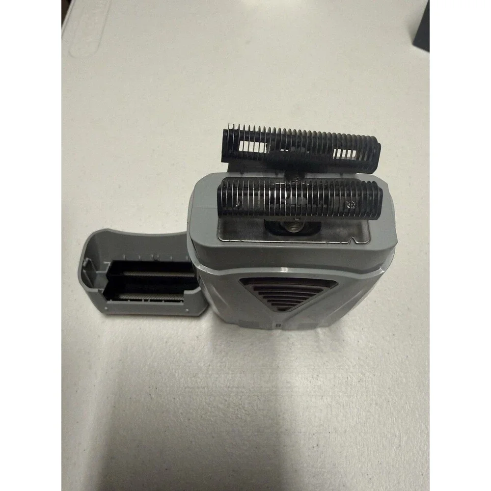 Andis TS-2 17255 Pro Foil Lithium Titanium Foil Shaver Cordless Charger Black